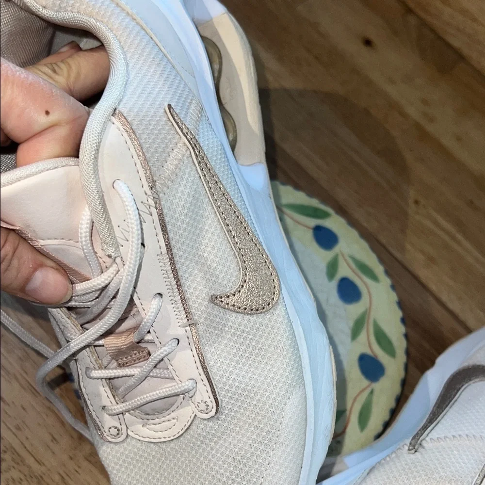 Nike Women’s Air Max Light Beige/Blush Athletic Sneakers